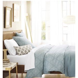 Serena & lily king sz duvet cover. Lune- Seaglass